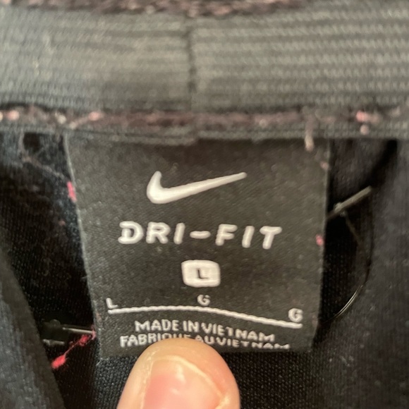 Nike Dri-Fit Shorts - Picture 3 of 3